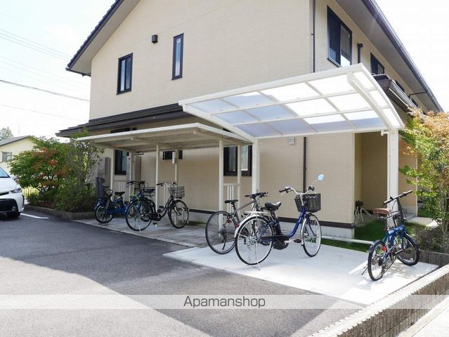 パークヒル岩倉の外観写真