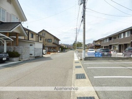 フレグランスマルナカ[1DK/28.17m2]の周辺2