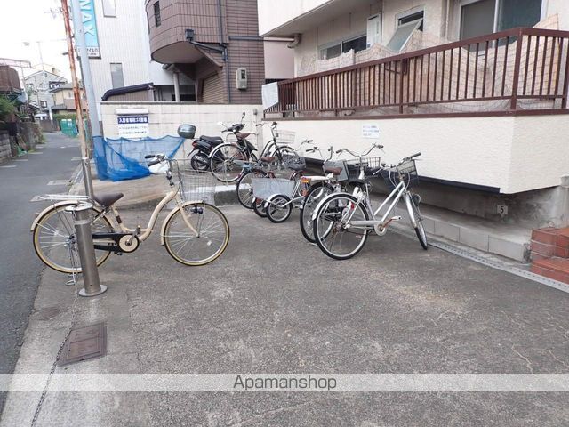 アーバン峰の玄関写真