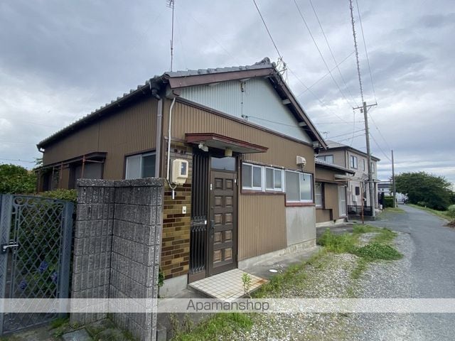 芳川町借家の外観写真