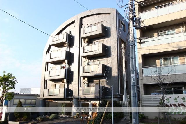 グローバル駿河台の外観写真