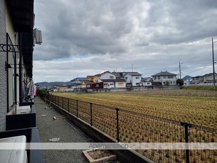 レオパレスラフィーネ[1K/28.02m2]のバルコニー