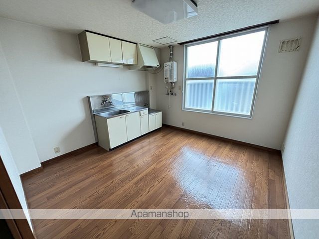 本町ハイツタイプIの内装写真