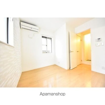 メイスプリング長崎[1R/13.67m2]の玄関