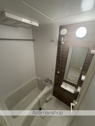C0MF0RIA LIV大阪本町の内装写真