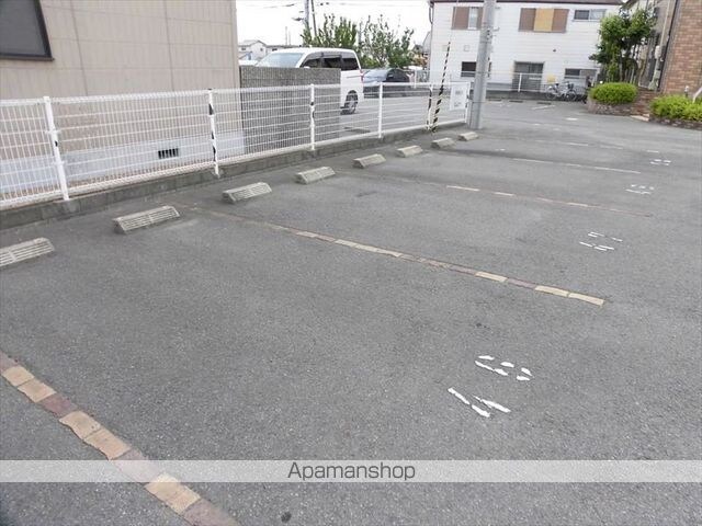 シャルム西ノ庄　Ⅴ[2LDK/53.76m2]の駐車場4