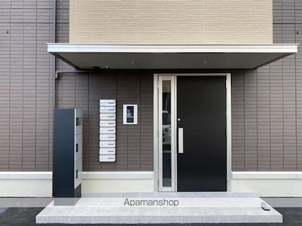 カルテット　Ｂ棟[1LDK/43.61m2]のエントランス