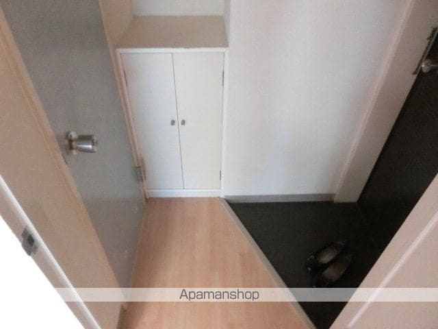 シルバーパールSTRの内装写真