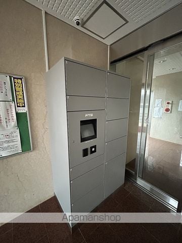 第11セキネマンションの玄関写真