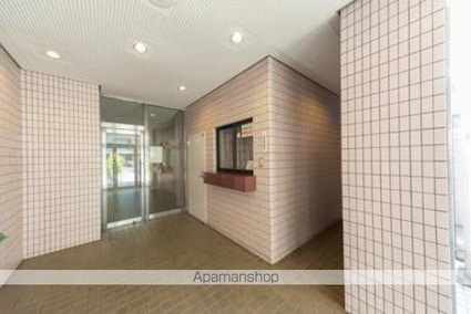 パステル中野[2SLDK/58.12m2]のエントランス