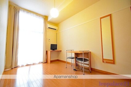 レオパレス北町[1K/20.28m2]のリビング・居間1