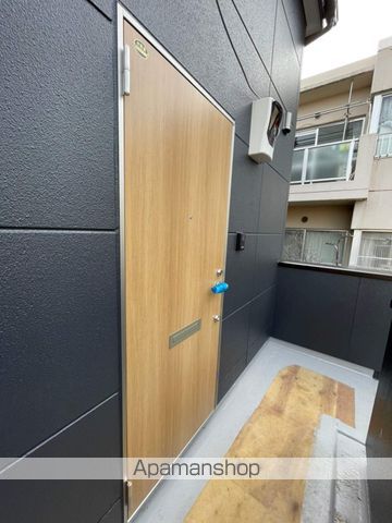 ハウズライフ厚木五番館の玄関写真
