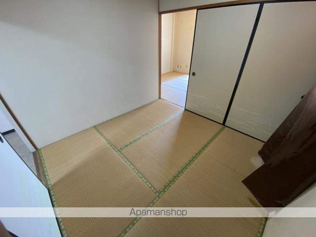 湯谷マンションC棟の内装写真