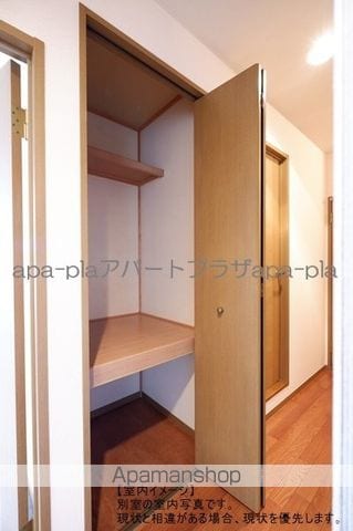 ロイヤルガーデンM ABの内装写真