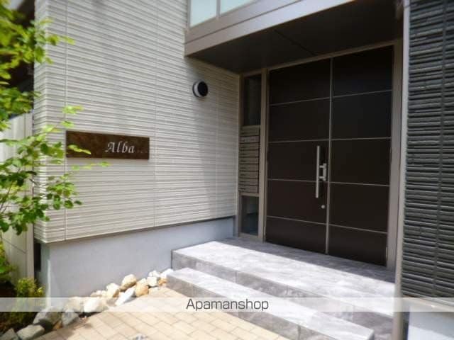 富山地鉄不二越上滝 栄町駅 徒歩9分 3階建 築8年の玄関写真