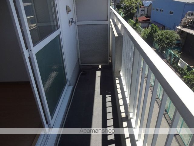 リバーサイド友の内装写真