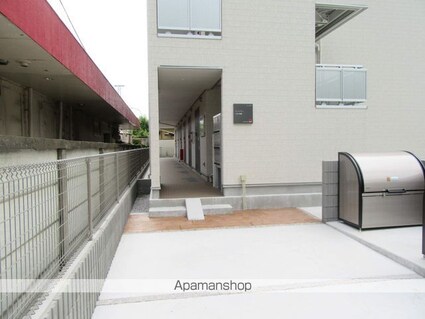 リブリ・武蔵野[1K/26.08m2]のエントランス