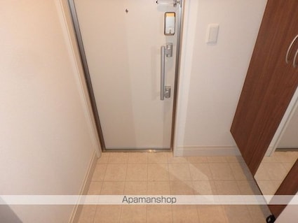 アーバンクレスト白板[1LDK/41.78m2]の玄関