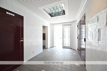 東京都新宿区西早稲田３丁目[1R/16.16m2]のエントランス1