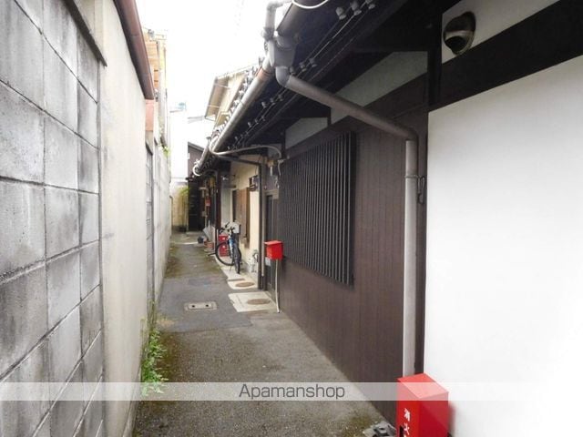 紫野中柏野町11-8貸家の外観写真