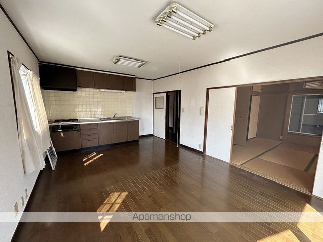 N COURT IIの内装写真