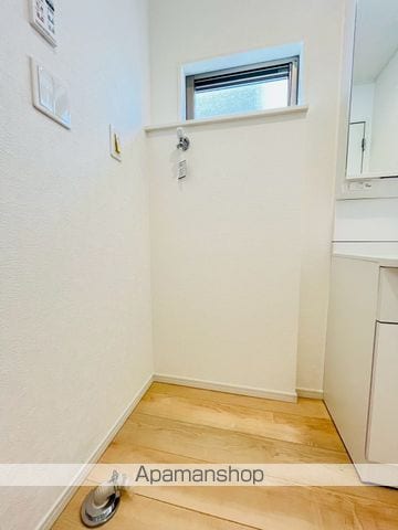 detached 埼玉県久喜市栗橋東５丁目16-23-7

地図を見る