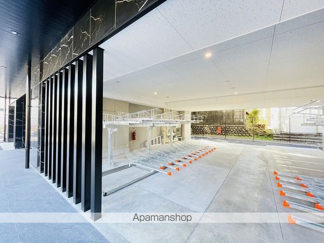 CREST TAPP名古屋山王の玄関写真