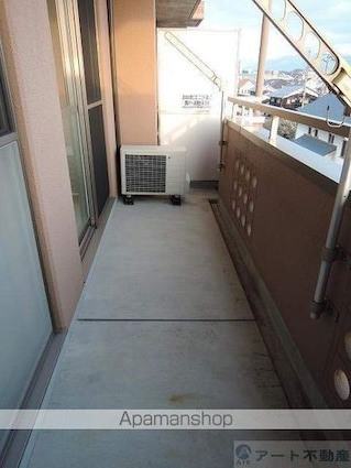 ヴェルジェ石手川[2LDK/50.4m2]のバルコニー