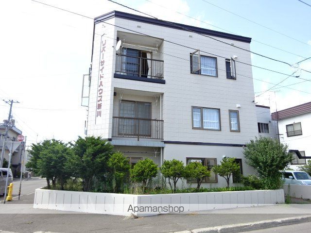 リバーサイドハウス新川の外観写真