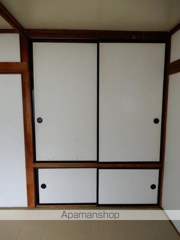 第2いろはマンションの玄関写真