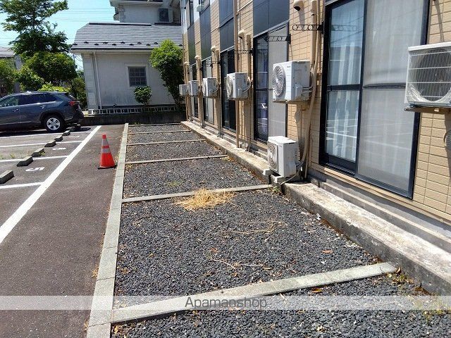 レオパレス吉原の外観写真