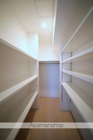 アーバンフラッツSHINSAIBASHIの内装写真
