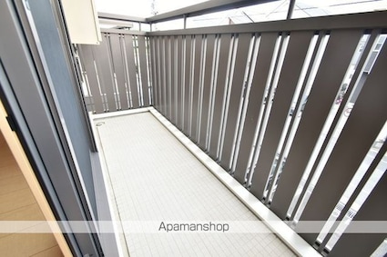 ファミール多摩平[1R/33.78m2]のバルコニー