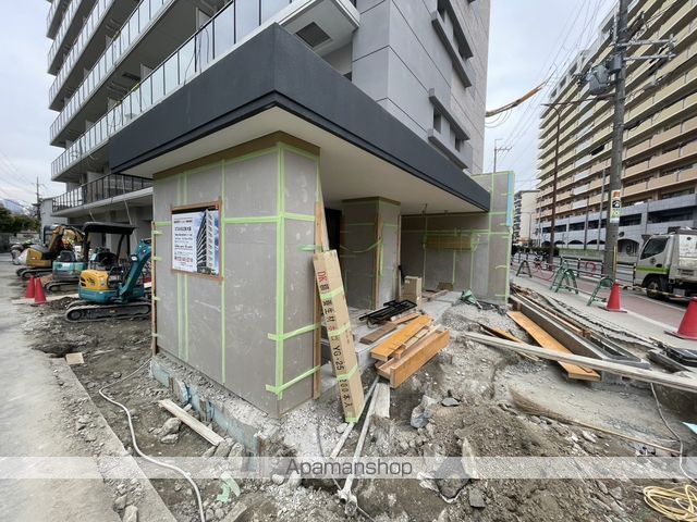STANDZ新大阪の玄関写真