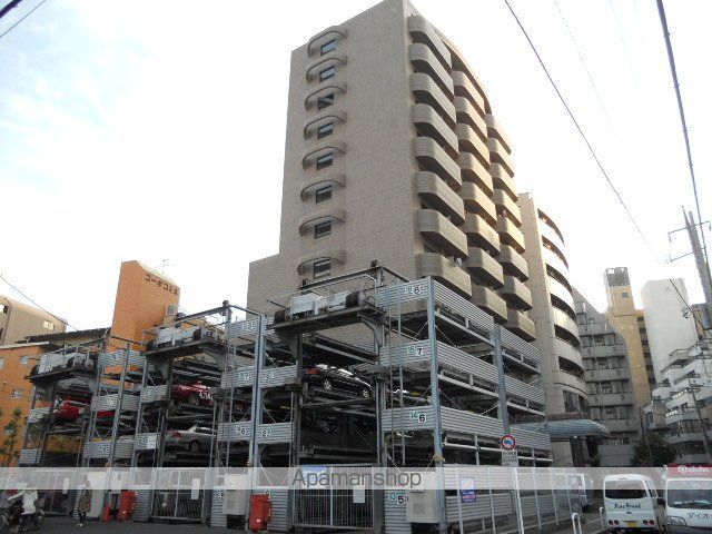 16山秀ビルの外観写真