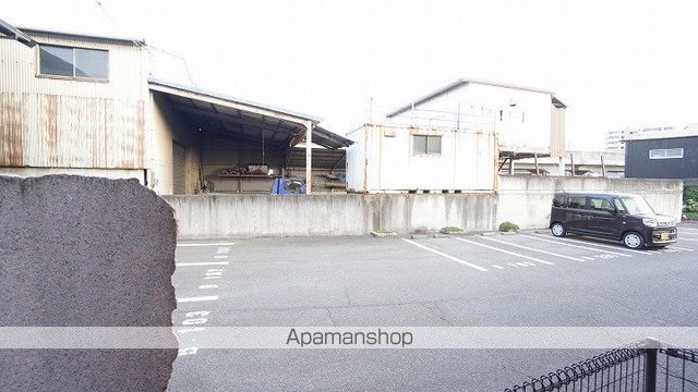 プチプラージュAの玄関写真
