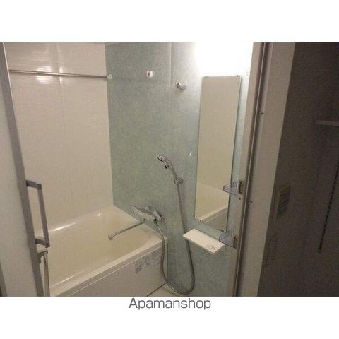 8 3W2 HACHI SANWESTNYの内装写真