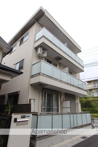 シモンズの外観写真