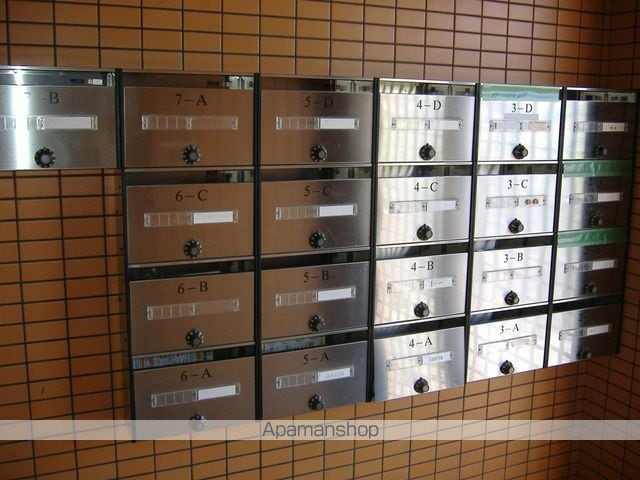 グランツ杉山IIIの玄関写真