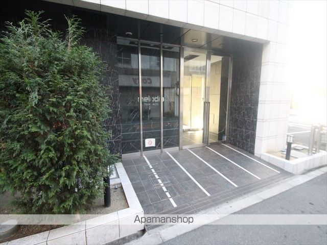 メロディア塚本の玄関写真