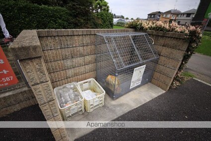 セピアコート[1LDK/38.28m2]の共用部1