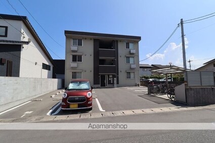 フローレス平田[1LDK/44.39m2]の駐車場