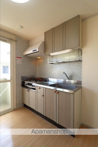 ロイヤルハイツ山上 A棟の内装写真