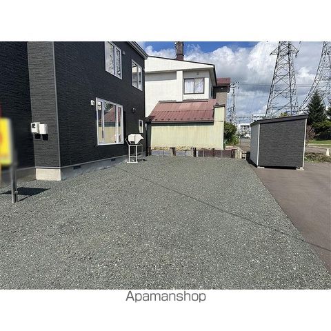 北見市 2階建 築2年の外観写真