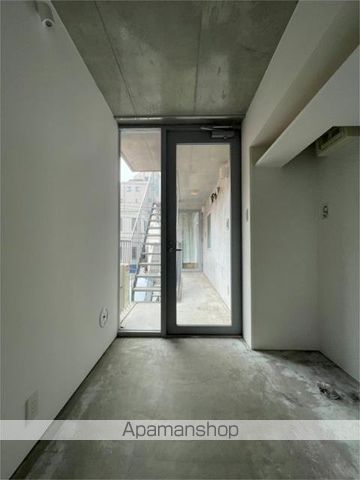 OOKAYAMA APARTMENTの内装写真