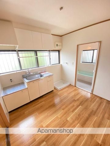 玉川戸建の内装写真