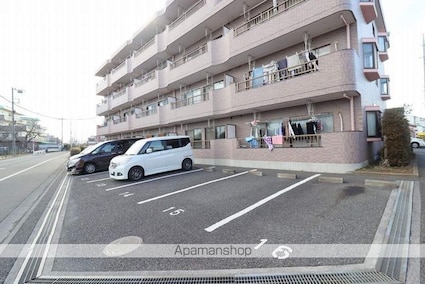 リヴェール立川[3DK/57m2]の駐車場1