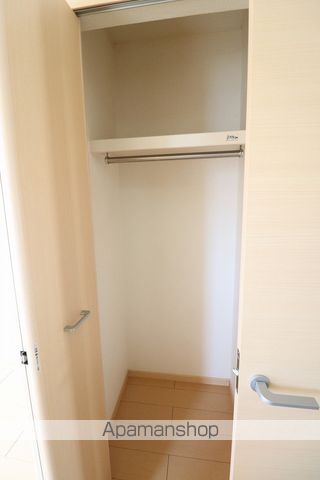 エレガント藤間 IIの内装写真
