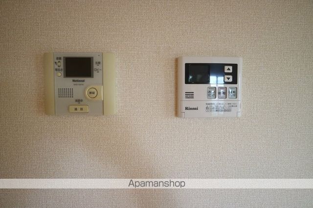 ロイヤル倉治 C棟の内装写真