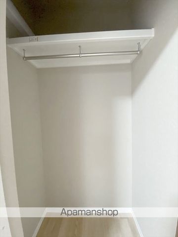 HIGARIAの内装写真
